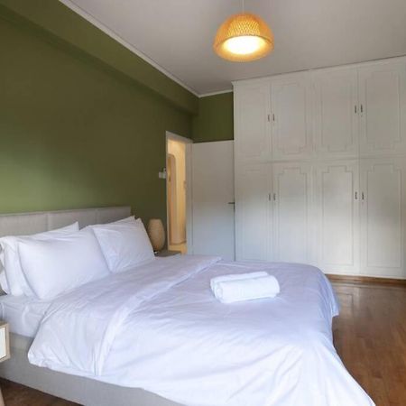Palaio Faliro, A Bright And Spacious Apartment Atenas Exterior foto